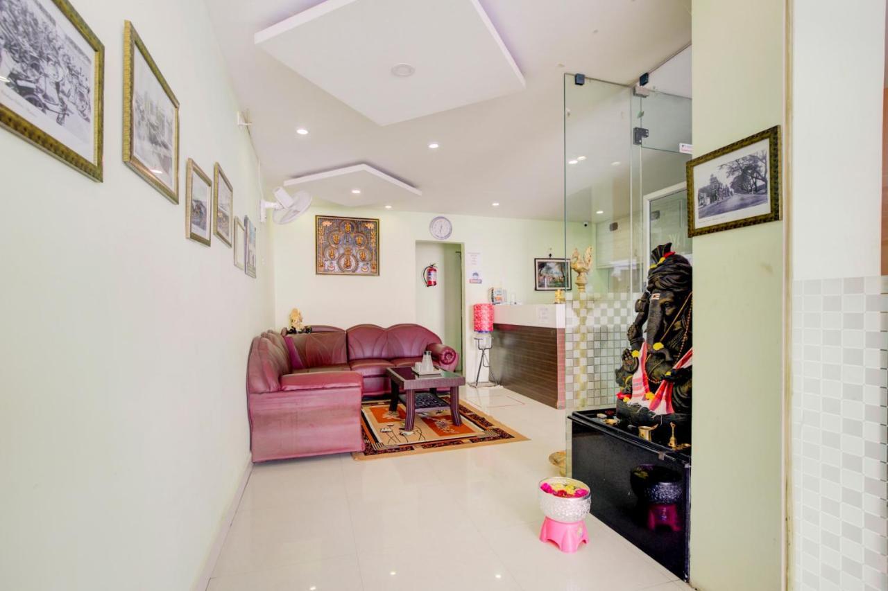 Oyo Flagship Amutha Residency Hotel Chennai Exterior photo