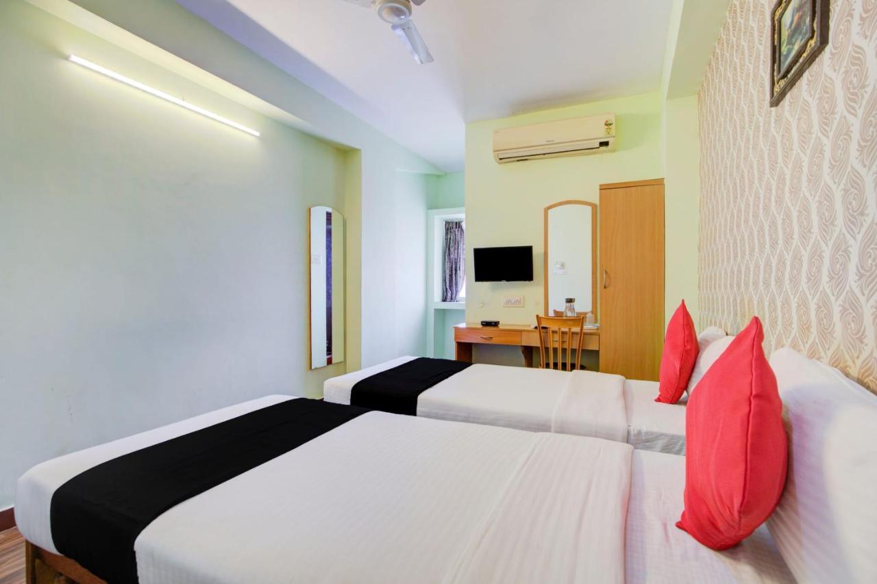 Oyo Flagship Amutha Residency Hotel Chennai Exterior photo