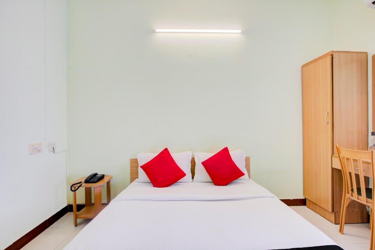 Oyo Flagship Amutha Residency Hotel Chennai Exterior photo