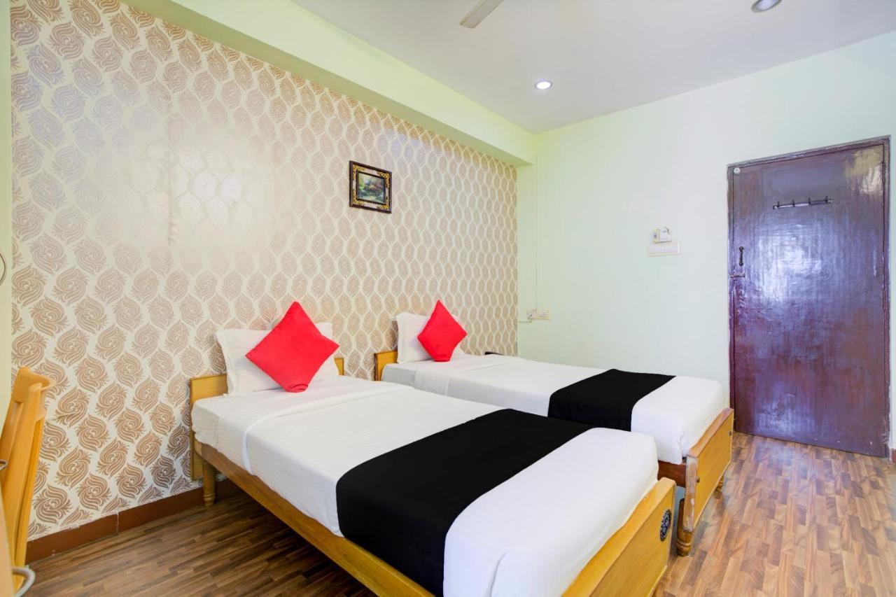 Oyo Flagship Amutha Residency Hotel Chennai Exterior photo